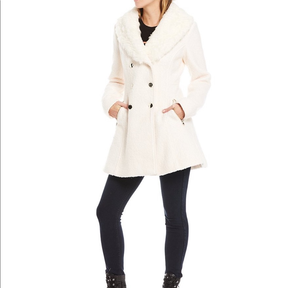 GUESS Detachable Faux Fur Collar Boucle Wool Coat